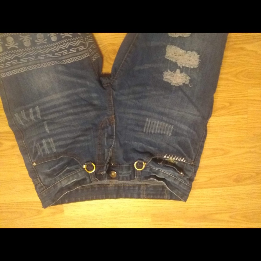 Jeans skull design